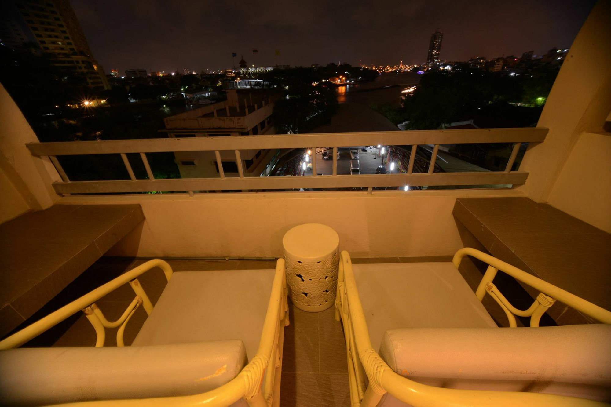 בנגקוק Riverview Residence מראה חיצוני תמונה